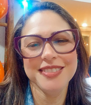 Corretor - Liana Vanisa Soares